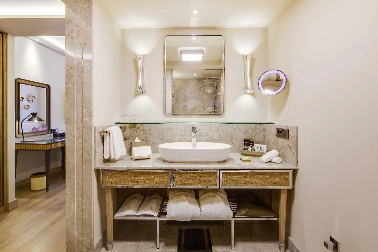 Divan Bodrum Palmira Göltürkbükü